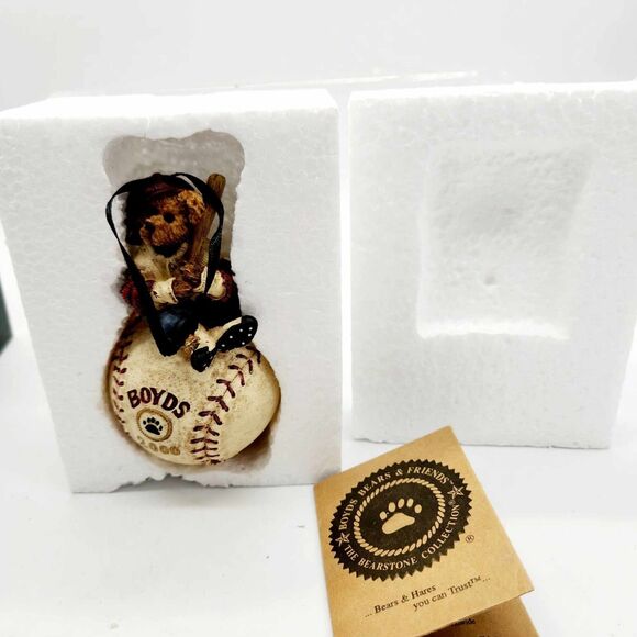 Boyds Bearstone McGwire It's Outa Here Baseball Christmas Ornament #25717 w/Box - Picture 5 of 8